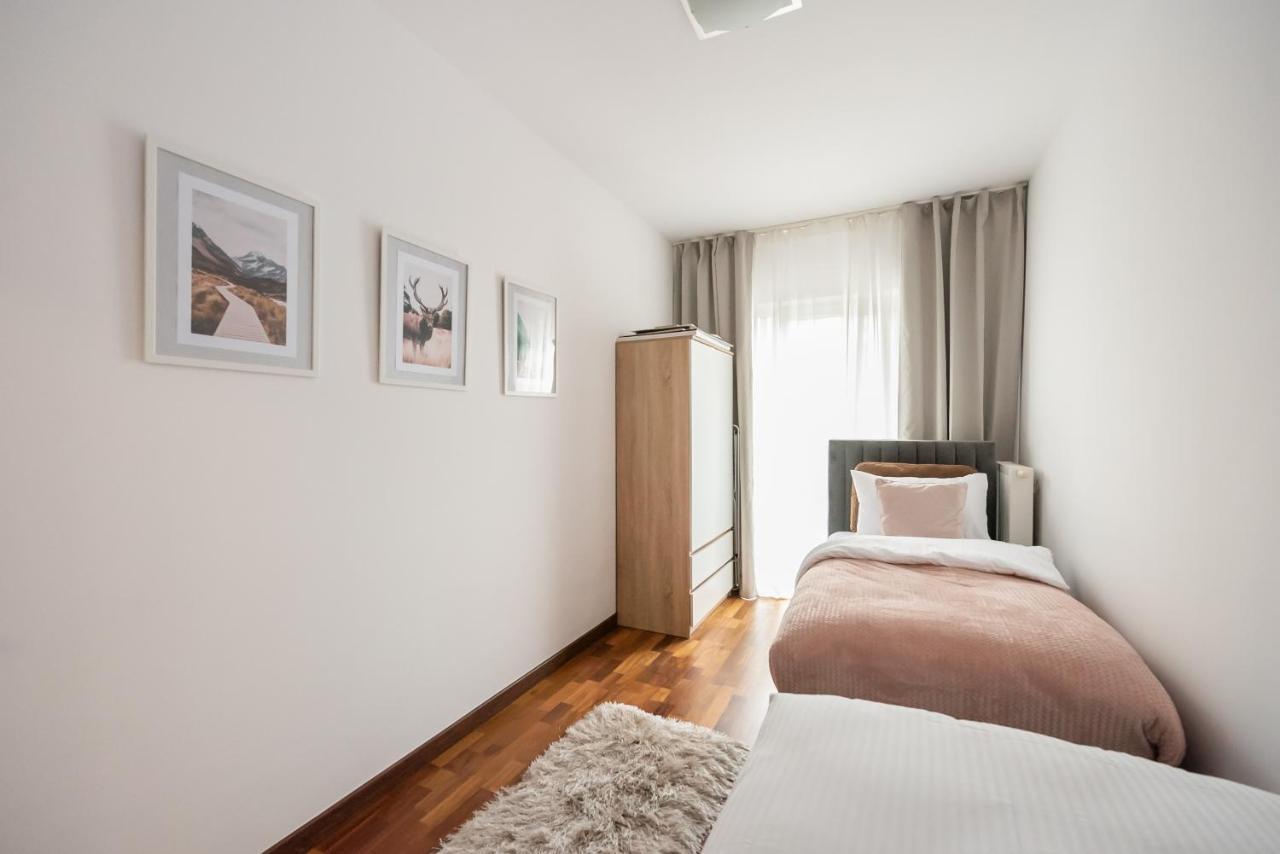 Wola Sunset Apartment Free Parking Warszawa Exteriör bild